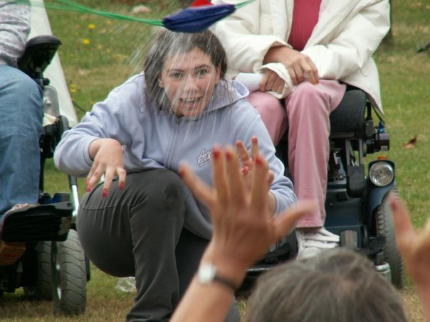 1931014_594813806569_2280_n